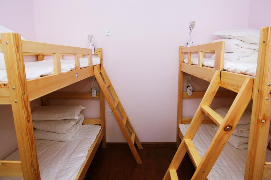 798 International Youth Hostel Τζινάν Δωμάτιο φωτογραφία