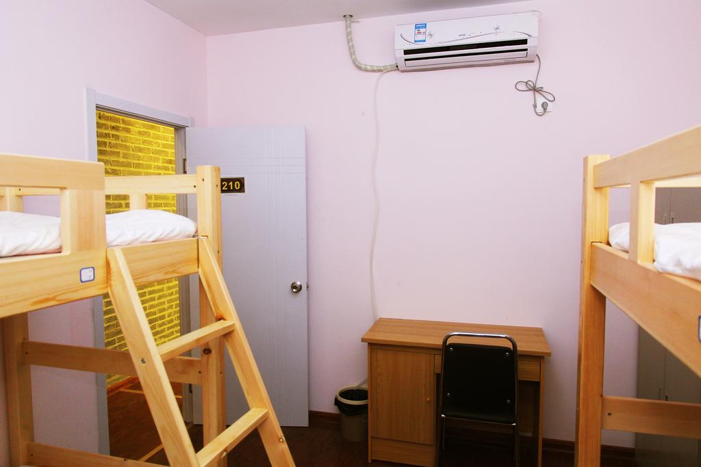 798 International Youth Hostel Τζινάν Δωμάτιο φωτογραφία